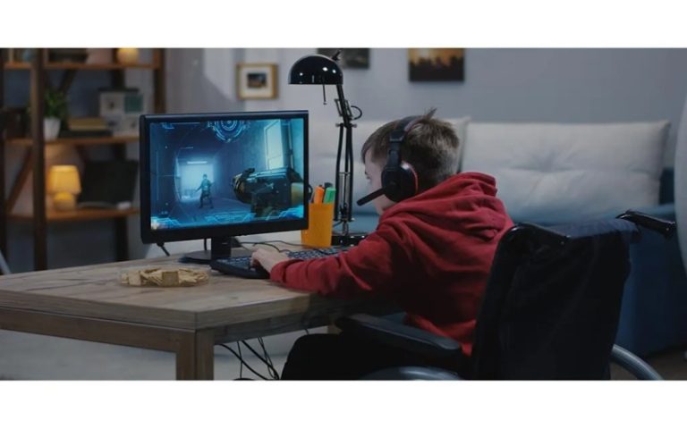 Online Gaming Addiction Signs, Effects, and Prevention