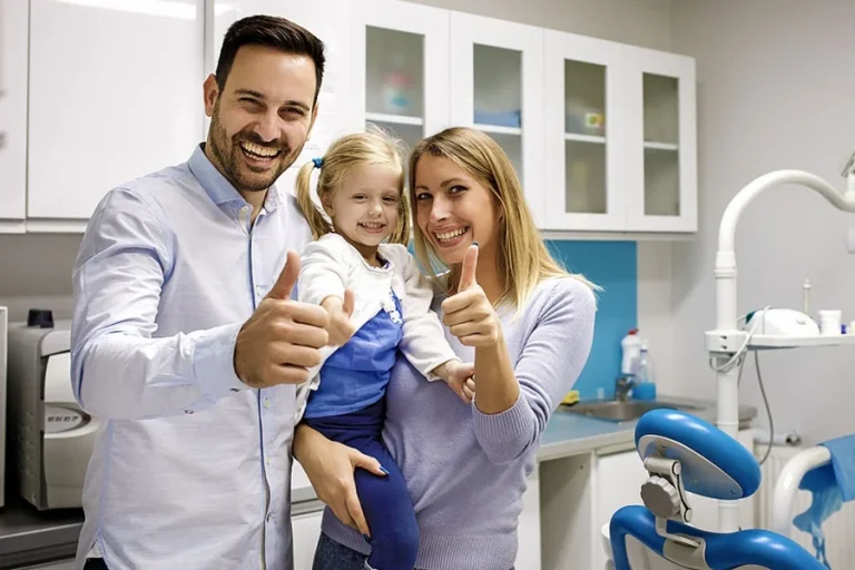 How Family Dentists Provide Long Term Guidance For Oral Health